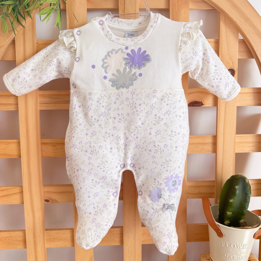 Macacão Malha Trape Zape - Flores com Paetê - Off White e Lilás